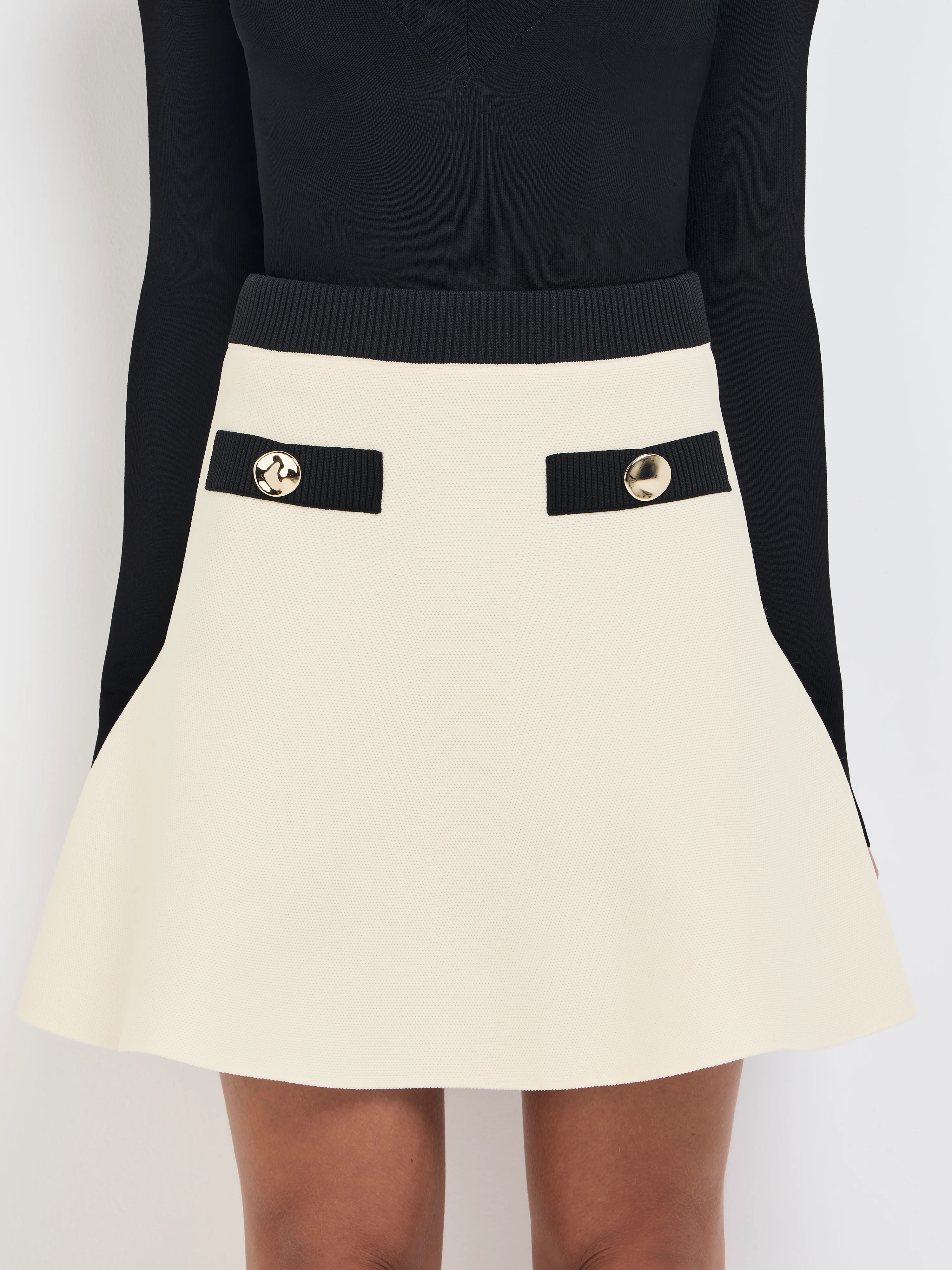 FIA SKIRT
