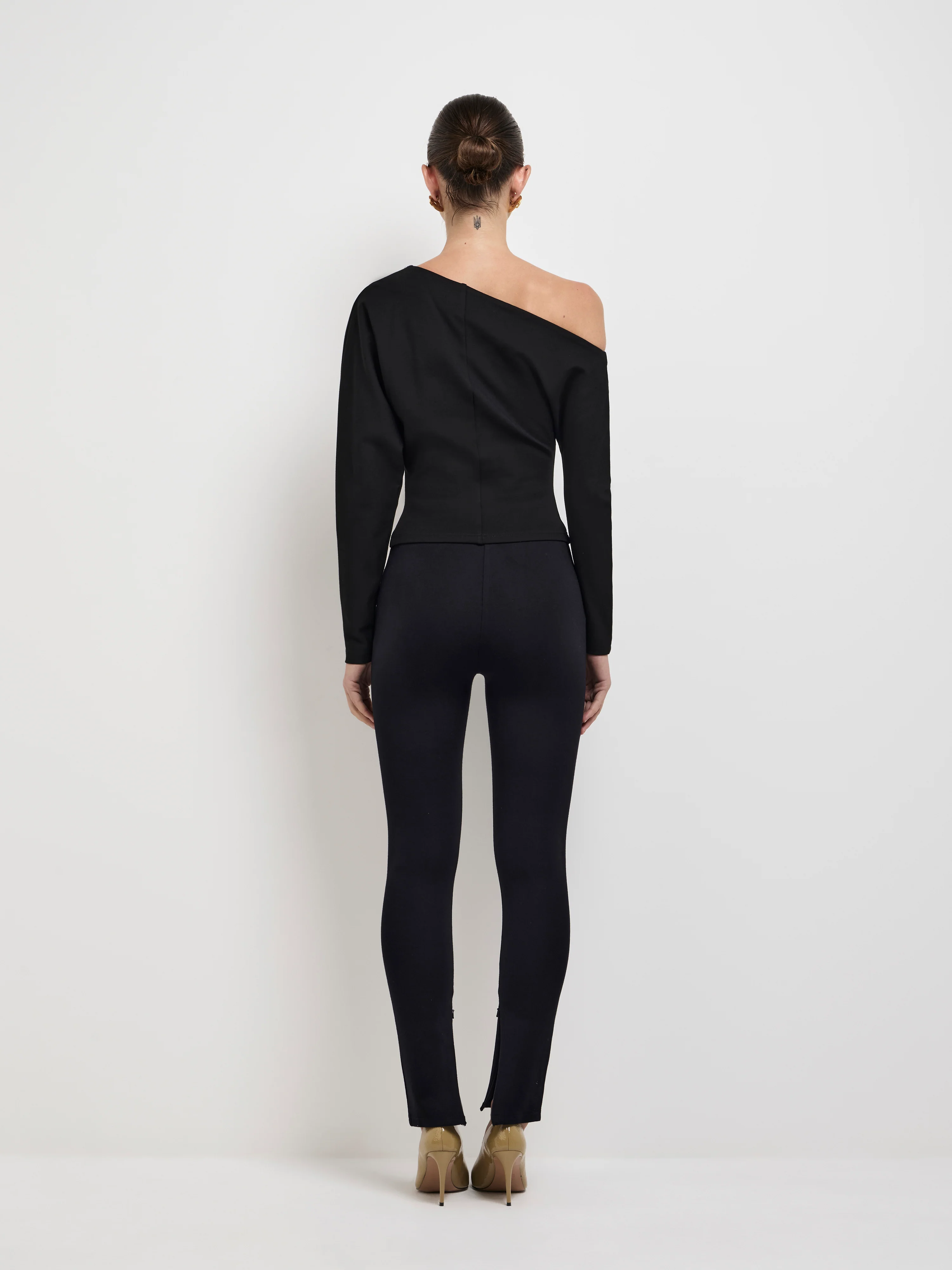 NARA PANT